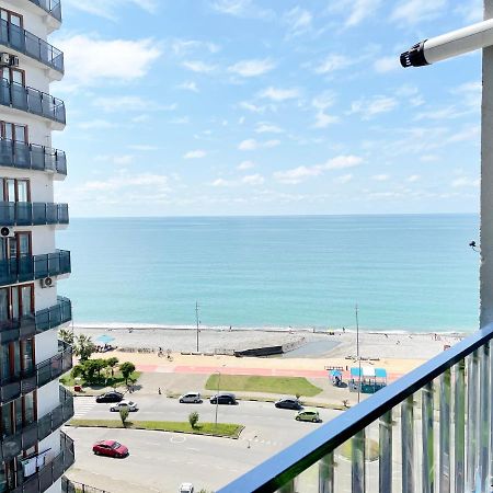 Beautiful Horizon First Line Apartamento Batumi Exterior foto